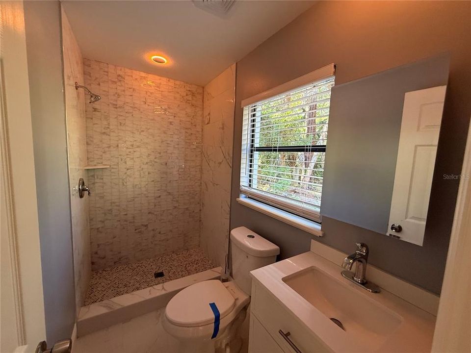 待售: $224,900 (4 贝兹, 3 浴室, 1456 平方英尺)