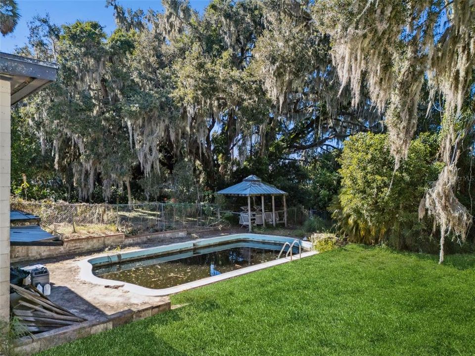 En Venta: $749,000 (4 camas, 1 baños, 3602 Pies cuadrados)