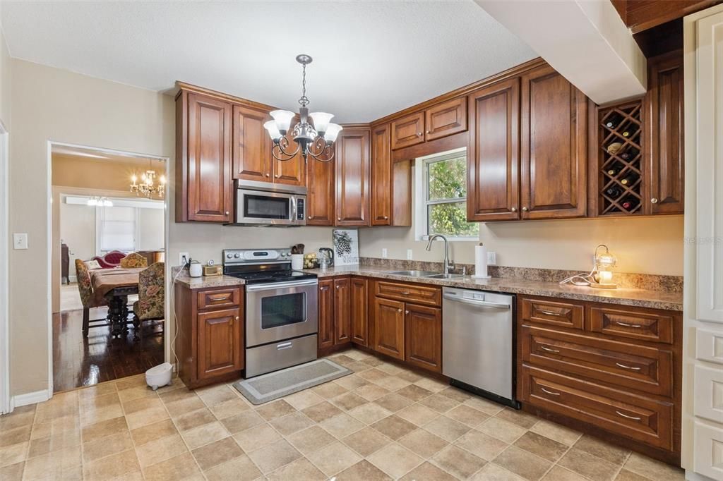 En Venta: $749,000 (4 camas, 1 baños, 3602 Pies cuadrados)