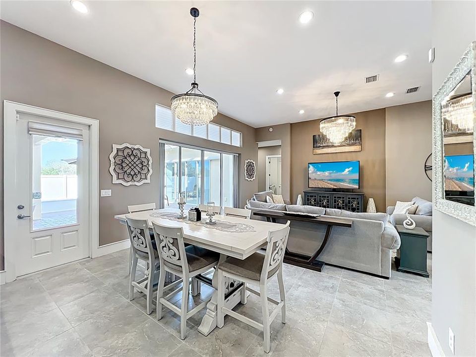 待售: $465,500 (3 贝兹, 2 浴室, 1917 平方英尺)