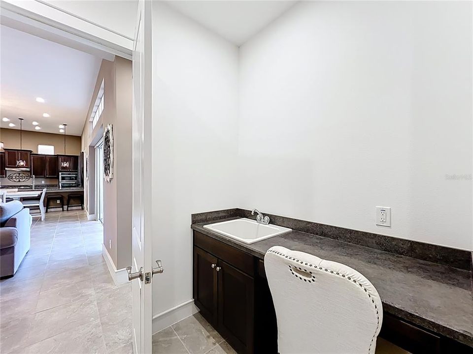 待售: $465,500 (3 贝兹, 2 浴室, 1917 平方英尺)