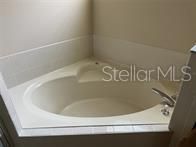 For Rent: $2,000 (3 beds, 2 baths, 1785 Square Feet)