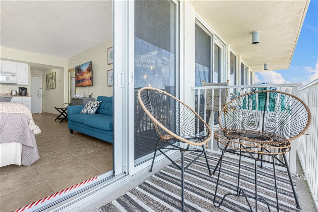 待售: $180,000 (1 贝兹, 1 浴室, 394 平方英尺)