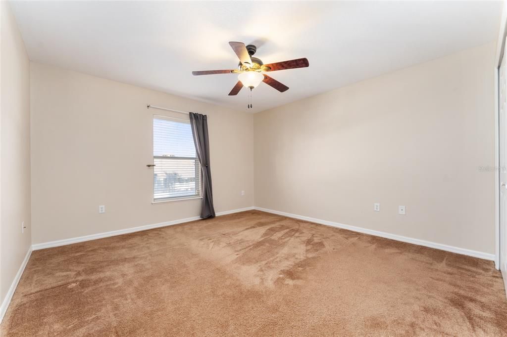 待售: $374,999 (4 贝兹, 2 浴室, 2820 平方英尺)