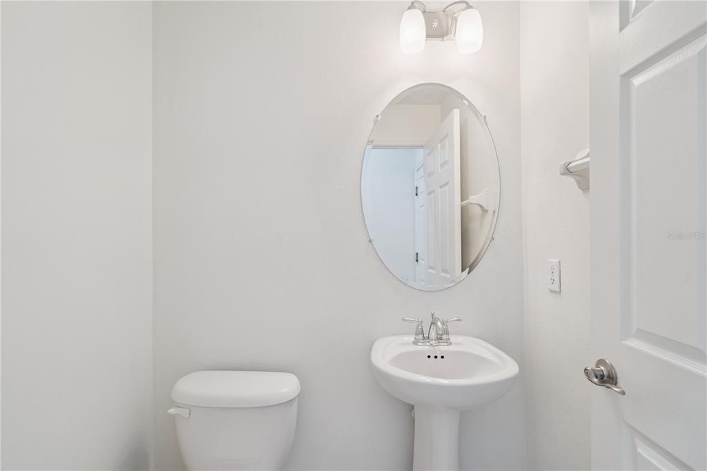 For Sale: $479,900 (4 beds, 2 baths, 2268 Square Feet)