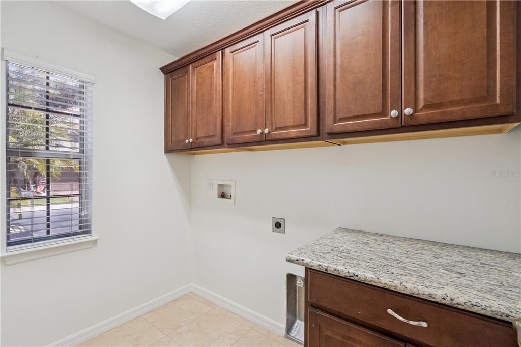 For Sale: $479,900 (4 beds, 2 baths, 2268 Square Feet)