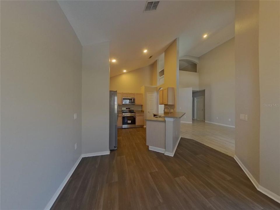 For Rent: $3,199 (6 beds, 3 baths, 2677 Square Feet)