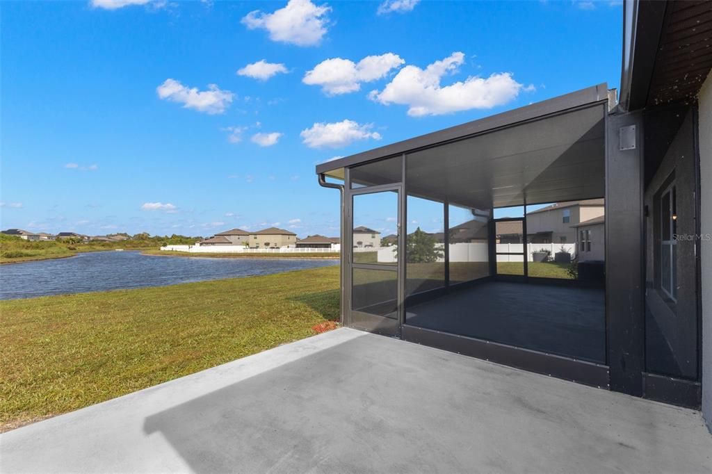 For Sale: $374,900 (4 beds, 2 baths, 1935 Square Feet)