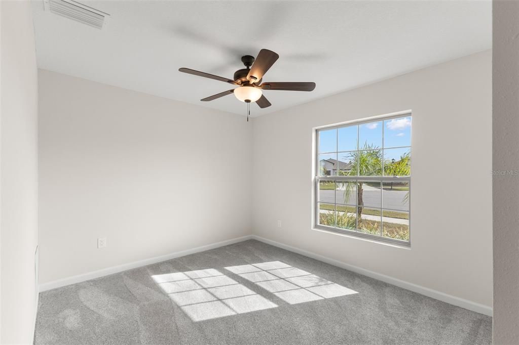 For Sale: $374,900 (4 beds, 2 baths, 1935 Square Feet)