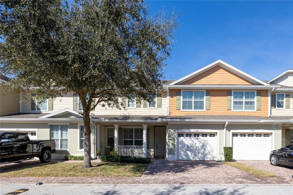 For Rent: $1,900 (3 beds, 2 baths, 1832 Square Feet)