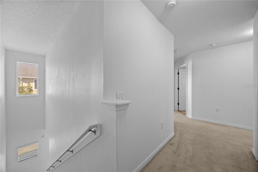 For Rent: $1,900 (3 beds, 2 baths, 1832 Square Feet)