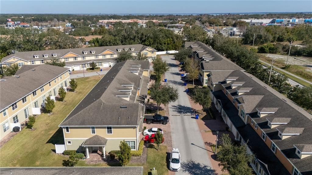 For Rent: $1,900 (3 beds, 2 baths, 1832 Square Feet)