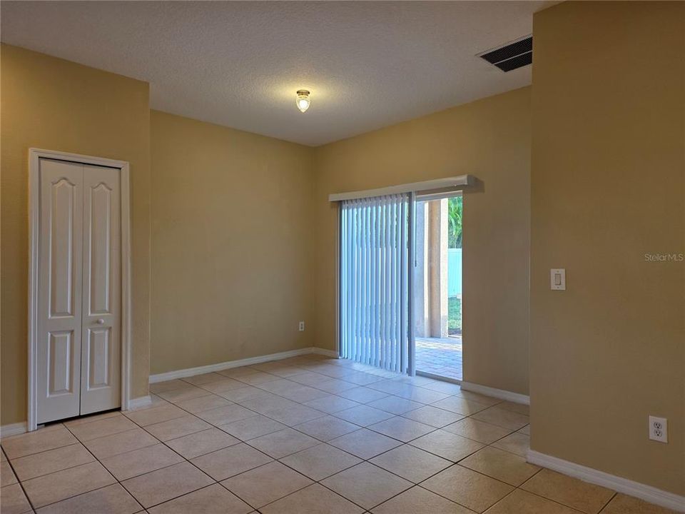 出租: $2,075 (3 贝兹, 2 浴室, 1751 平方英尺)