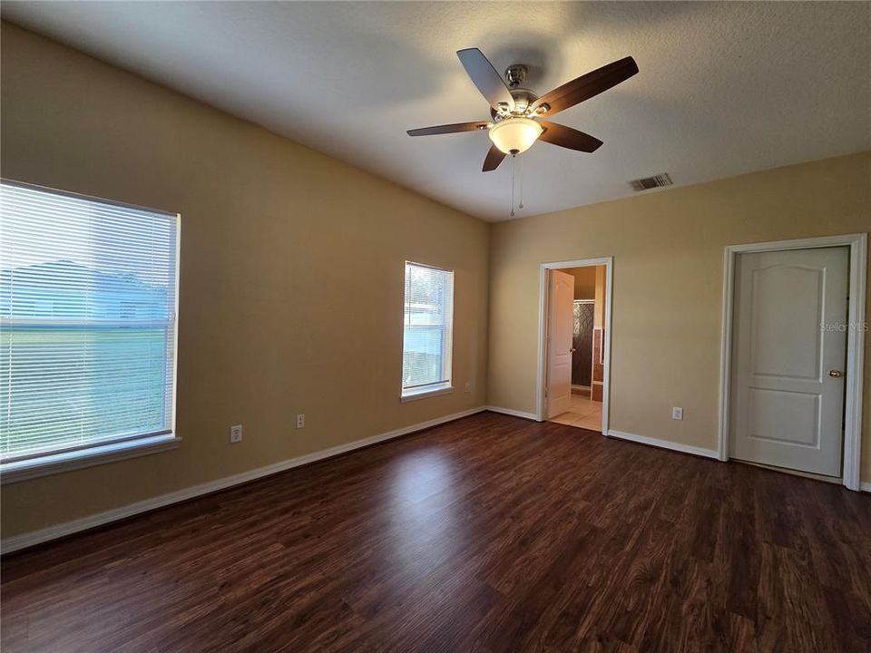 出租: $2,075 (3 贝兹, 2 浴室, 1751 平方英尺)