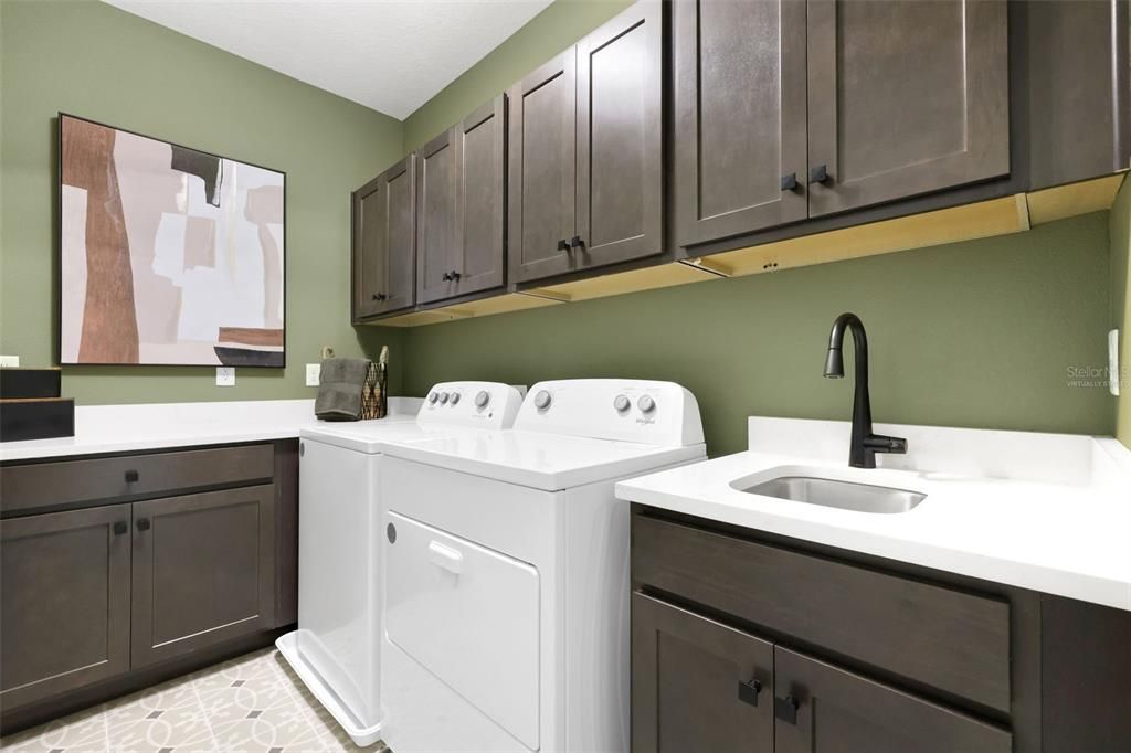 Active With Contract: $714,845 (4 beds, 3 baths, 3144 Square Feet)