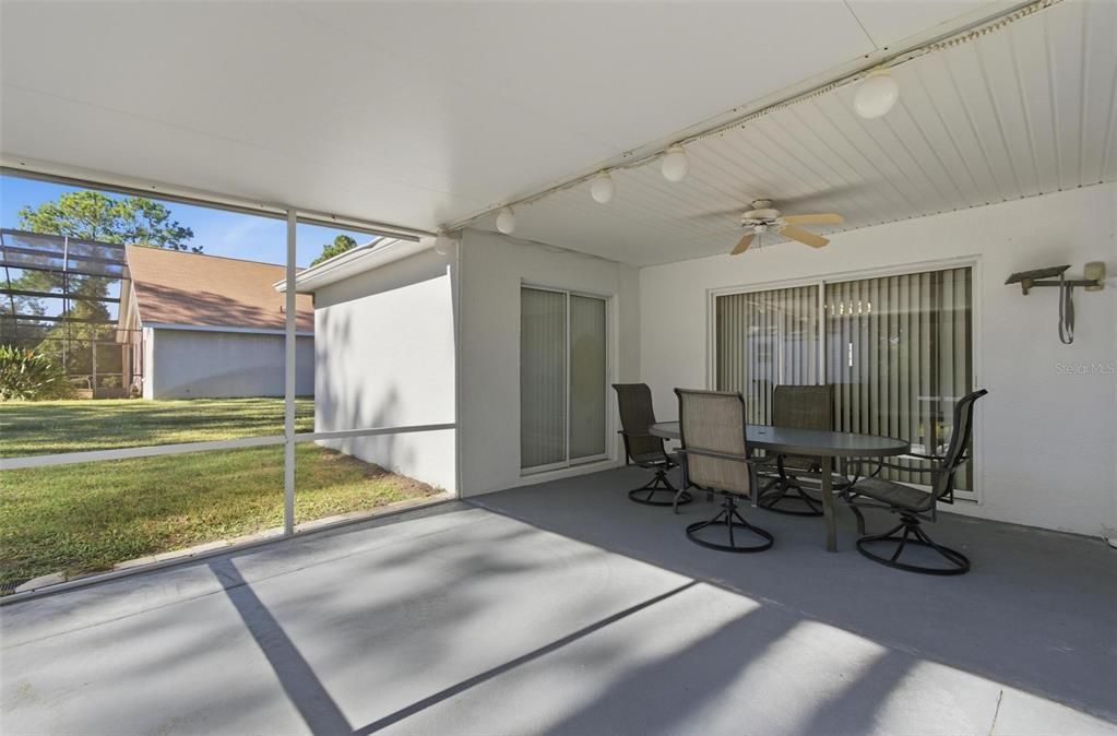 Active With Contract: $250,000 (3 beds, 2 baths, 1553 Square Feet)