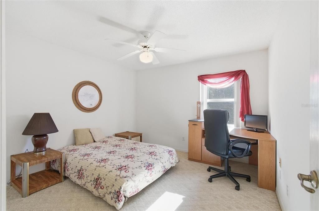 Active With Contract: $250,000 (3 beds, 2 baths, 1553 Square Feet)