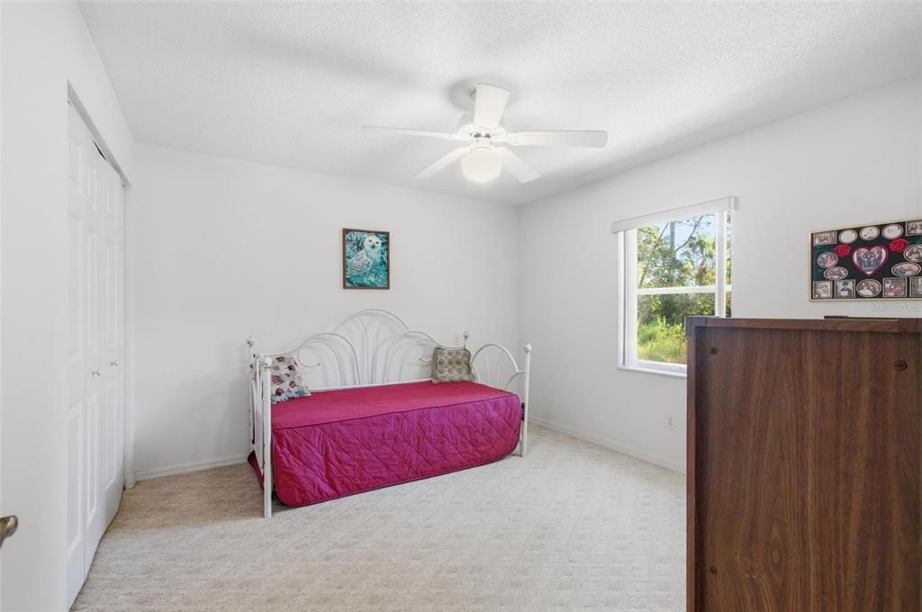 Active With Contract: $250,000 (3 beds, 2 baths, 1553 Square Feet)