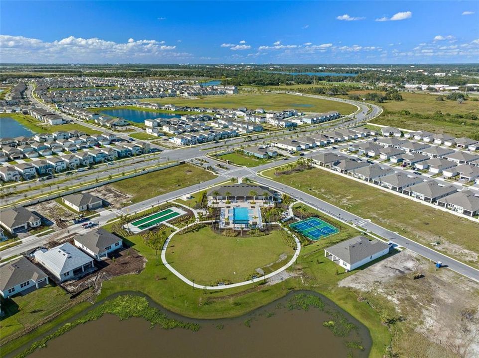 For Sale: $597,000 (5 beds, 3 baths, 2590 Square Feet)