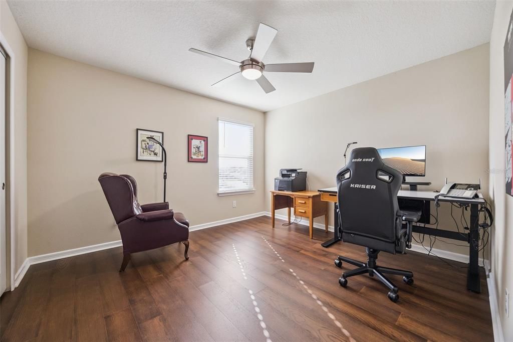 For Sale: $597,000 (5 beds, 3 baths, 2590 Square Feet)