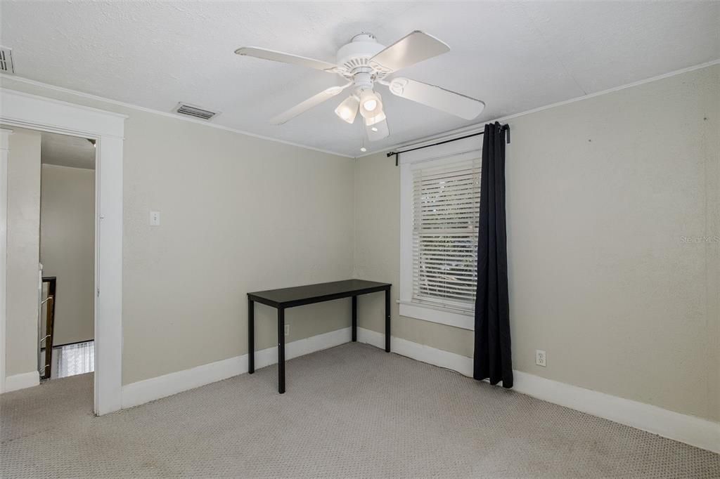 На продажу: $329,000 (3 спален, 2 ванн, 1462 Квадратных фут)