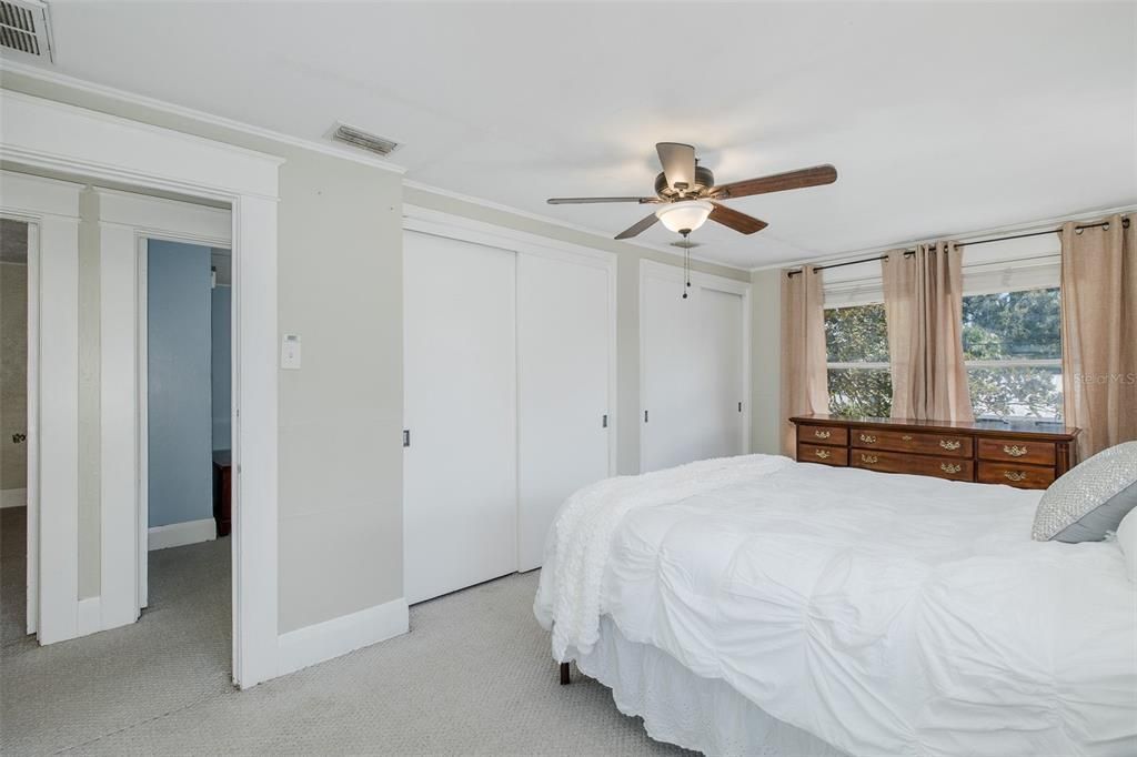 На продажу: $329,000 (3 спален, 2 ванн, 1462 Квадратных фут)