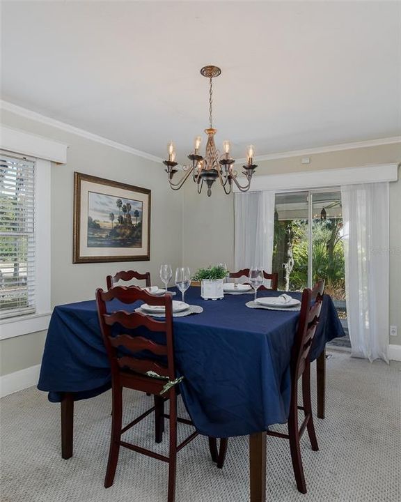 На продажу: $329,000 (3 спален, 2 ванн, 1462 Квадратных фут)