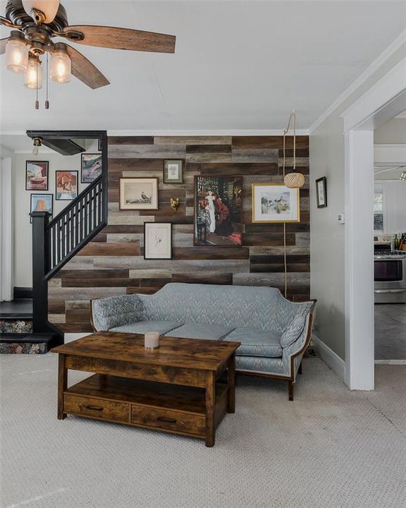 На продажу: $329,000 (3 спален, 2 ванн, 1462 Квадратных фут)