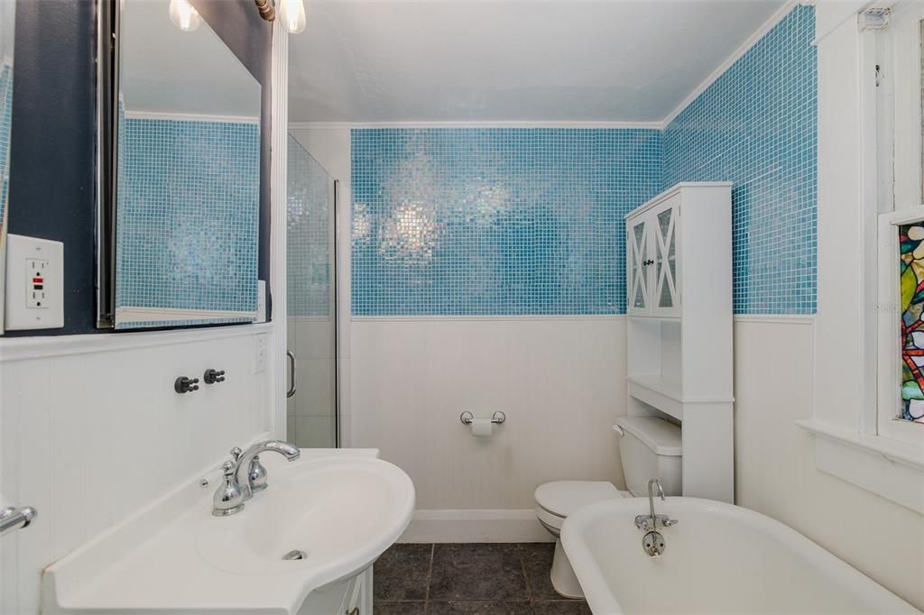 На продажу: $329,000 (3 спален, 2 ванн, 1462 Квадратных фут)