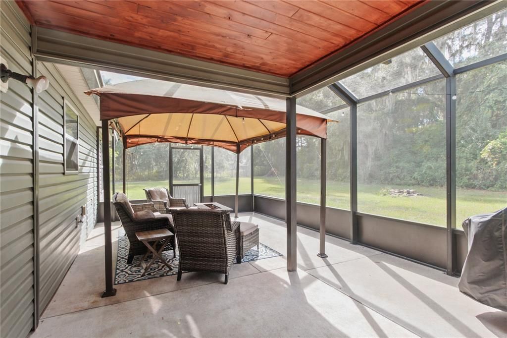 En Venta: $325,000 (3 camas, 2 baños, 1392 Pies cuadrados)