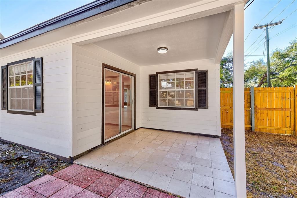 На продажу: $420,000 (3 спален, 2 ванн, 1292 Квадратных фут)