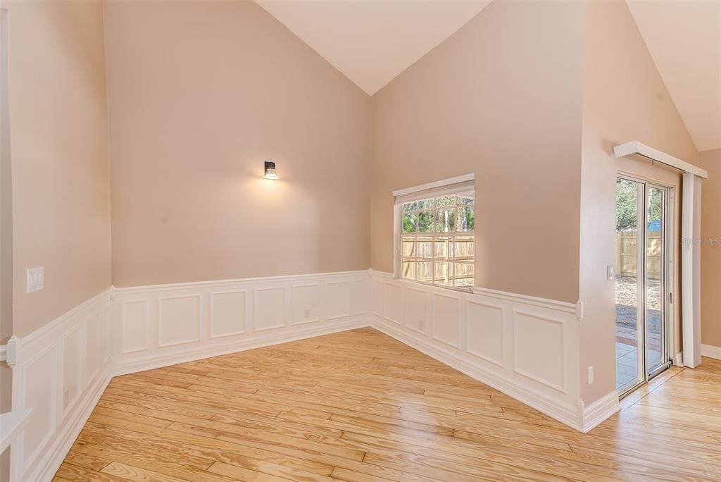 На продажу: $420,000 (3 спален, 2 ванн, 1292 Квадратных фут)