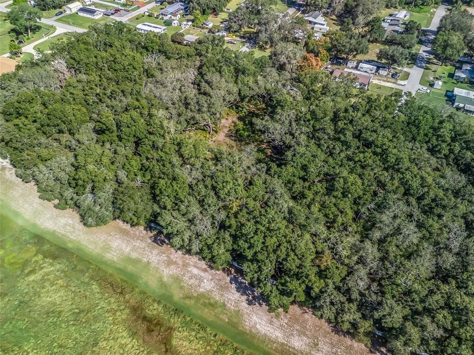 待售: $160,000 (1.88 acres)