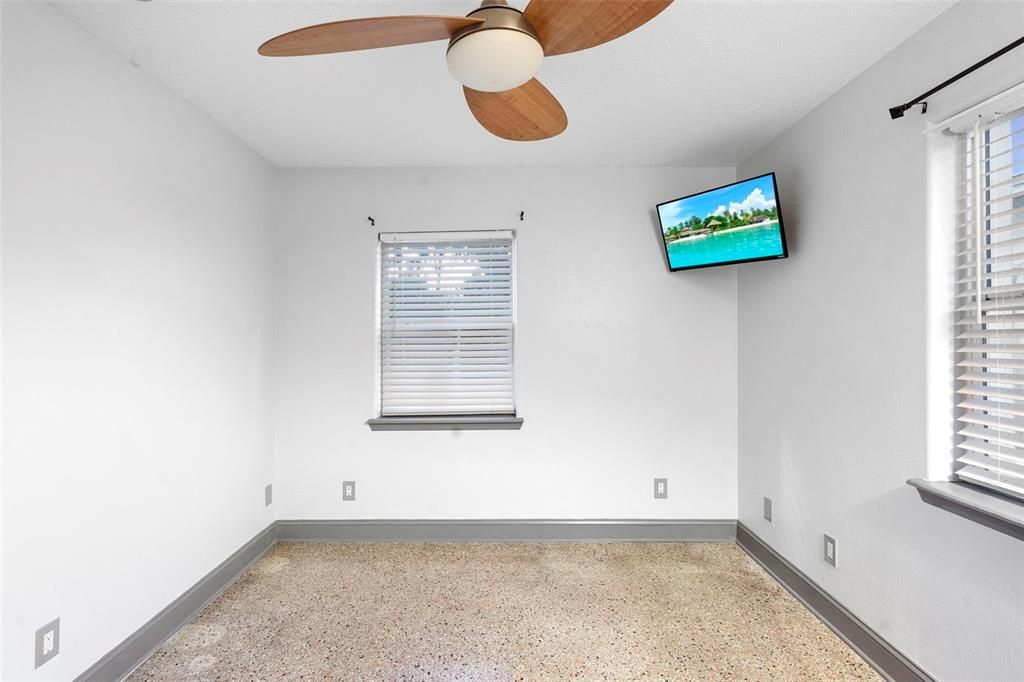 На продажу: $619,000 (3 спален, 2 ванн, 1426 Квадратных фут)