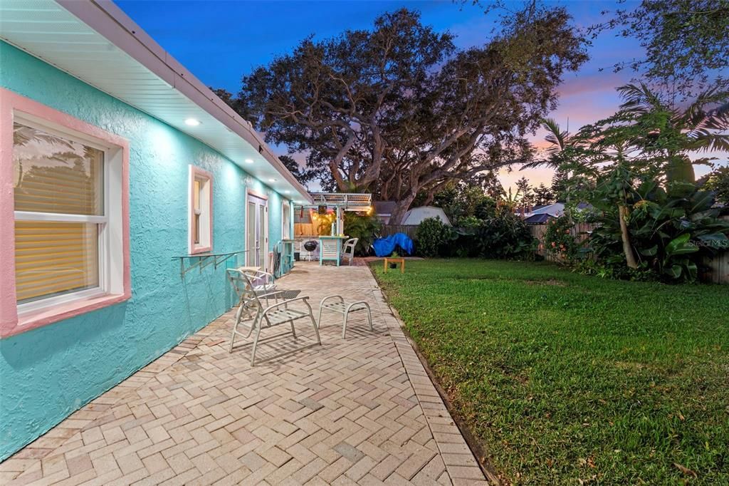 На продажу: $619,000 (3 спален, 2 ванн, 1426 Квадратных фут)