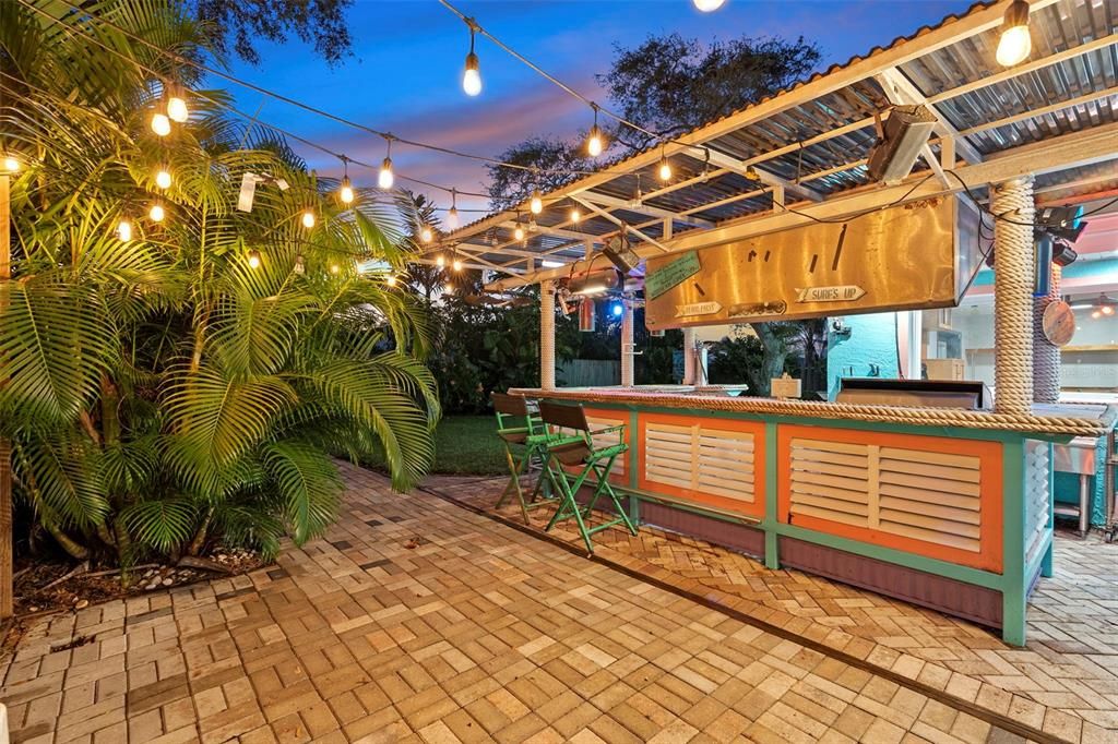 На продажу: $619,000 (3 спален, 2 ванн, 1426 Квадратных фут)