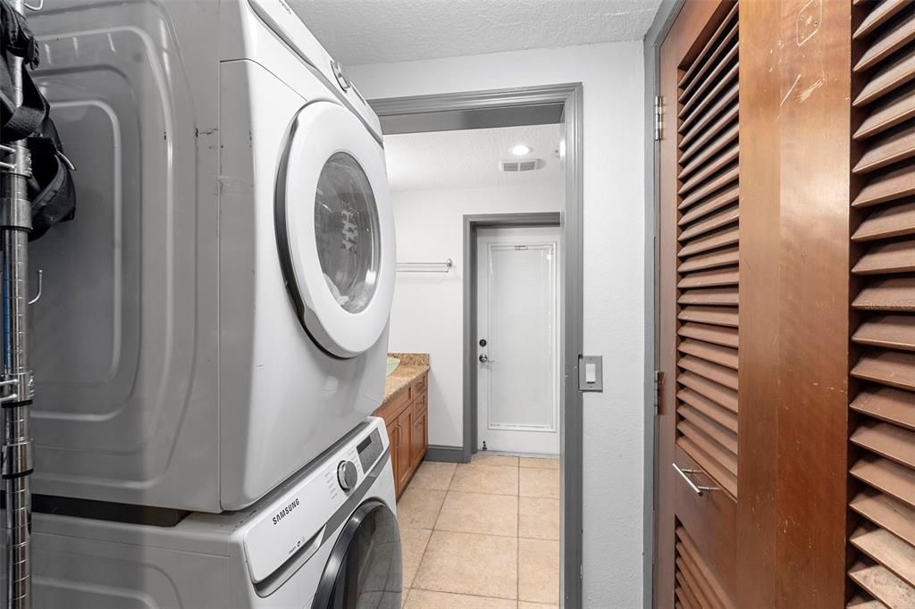 На продажу: $619,000 (3 спален, 2 ванн, 1426 Квадратных фут)