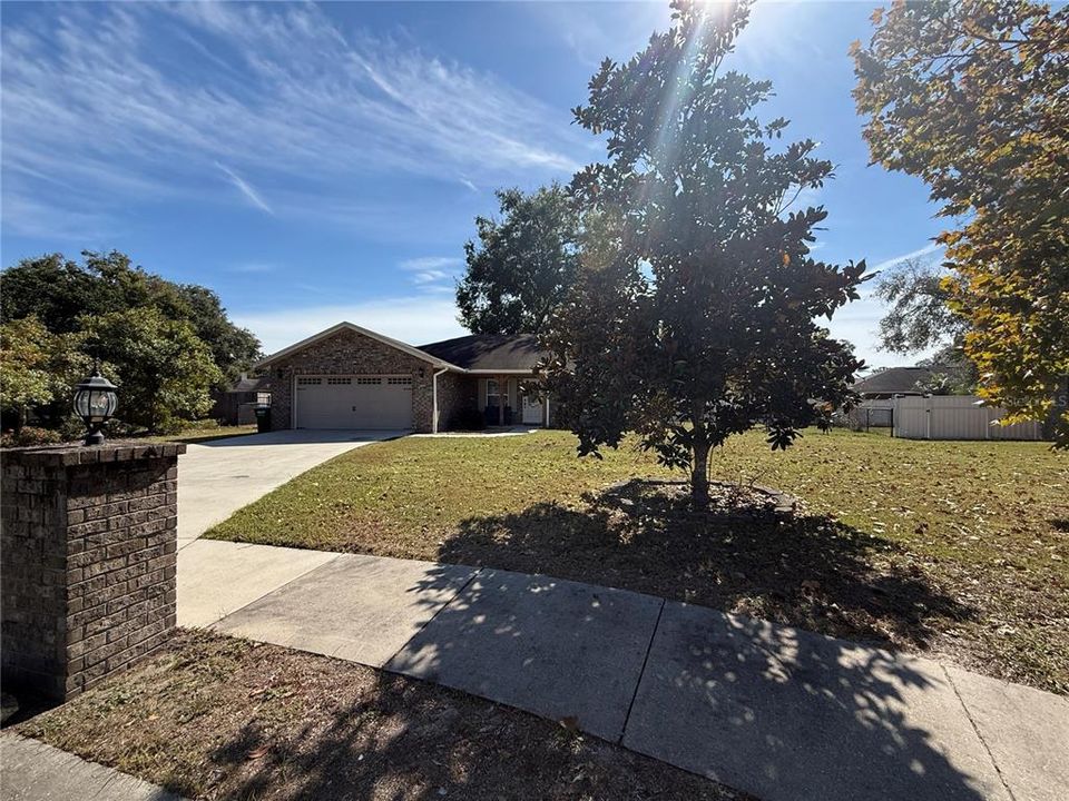 待售: $333,900 (3 贝兹, 2 浴室, 1335 平方英尺)