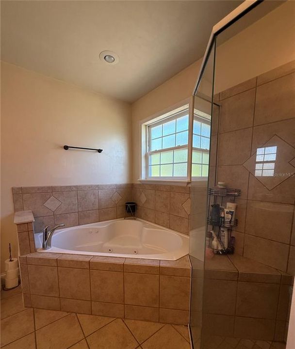 待售: $333,900 (3 贝兹, 2 浴室, 1335 平方英尺)