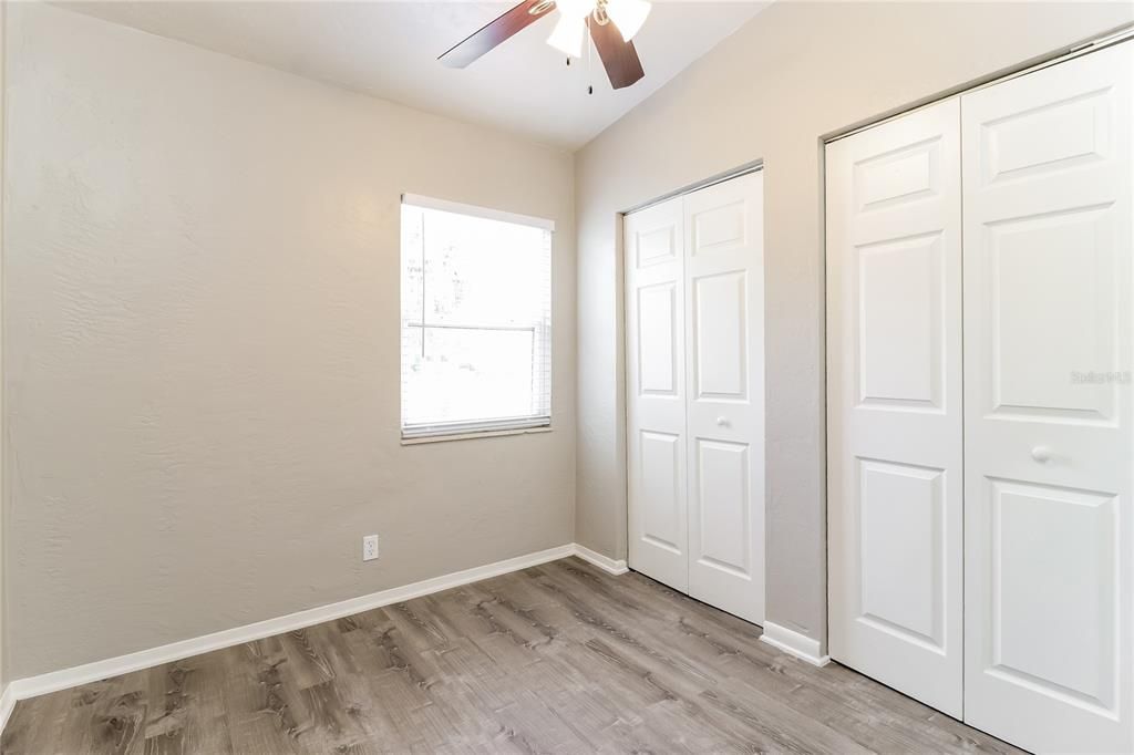 For Rent: $2,265 (4 beds, 1 baths, 1276 Square Feet)