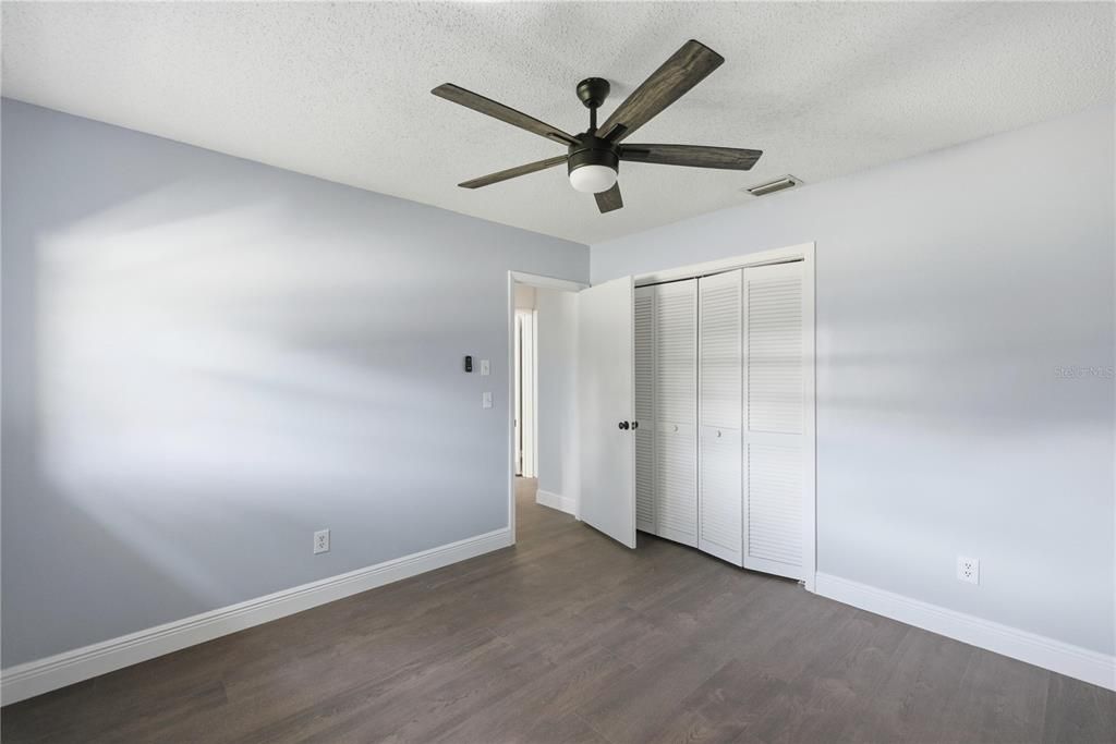 待售: $299,999 (3 贝兹, 2 浴室, 1624 平方英尺)