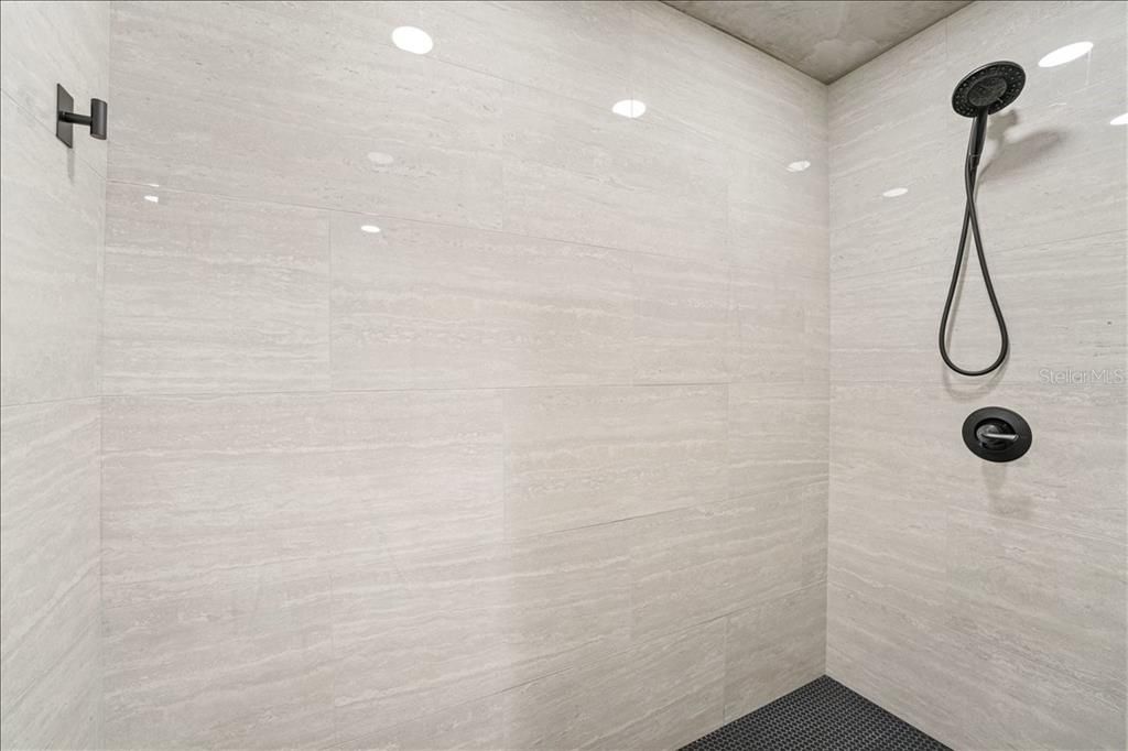 En Renta: $4,900 (3 camas, 2 baños, 861 Pies cuadrados)