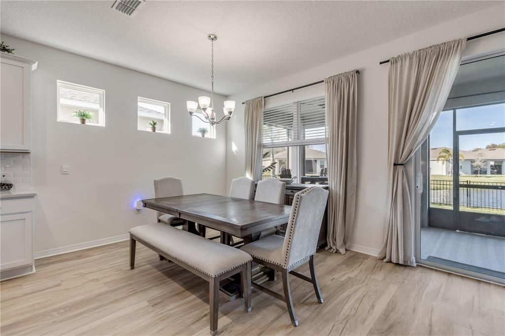 На продажу: $420,000 (4 спален, 2 ванн, 2059 Квадратных фут)