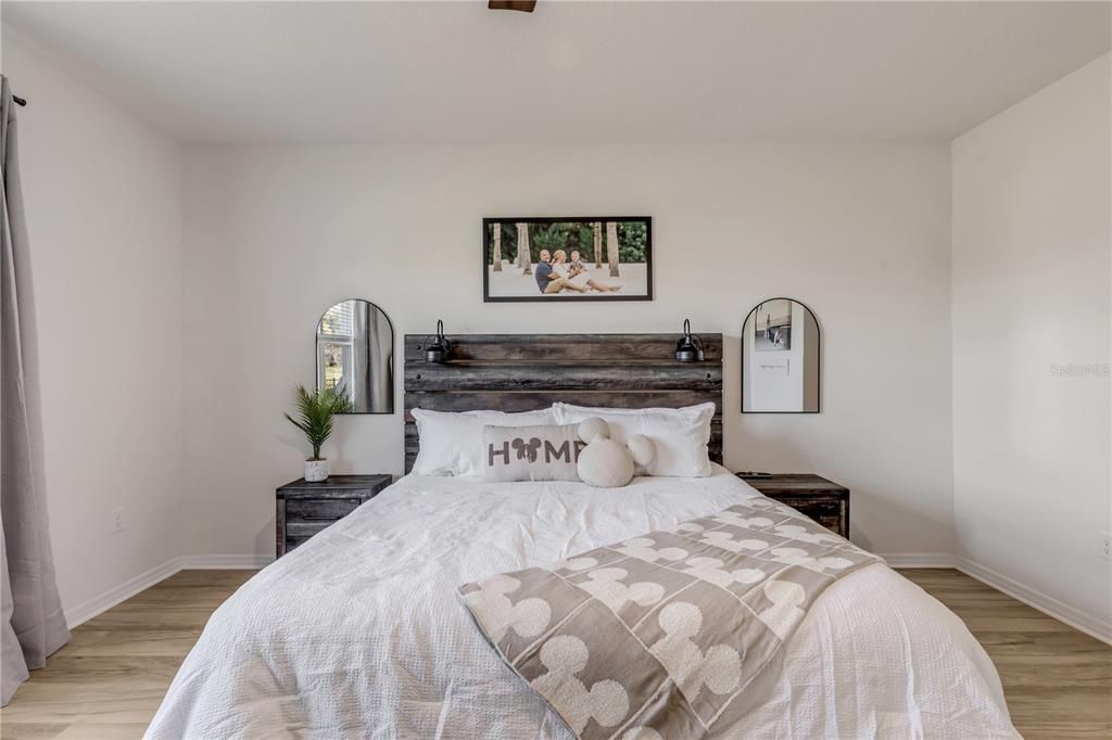 На продажу: $420,000 (4 спален, 2 ванн, 2059 Квадратных фут)