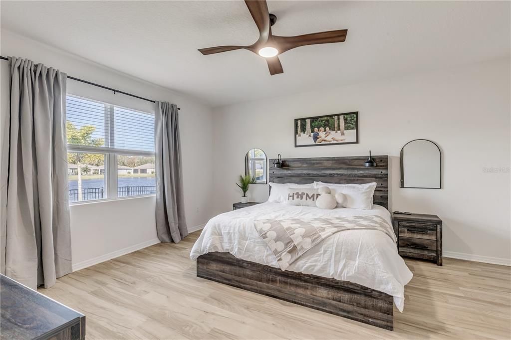 На продажу: $420,000 (4 спален, 2 ванн, 2059 Квадратных фут)