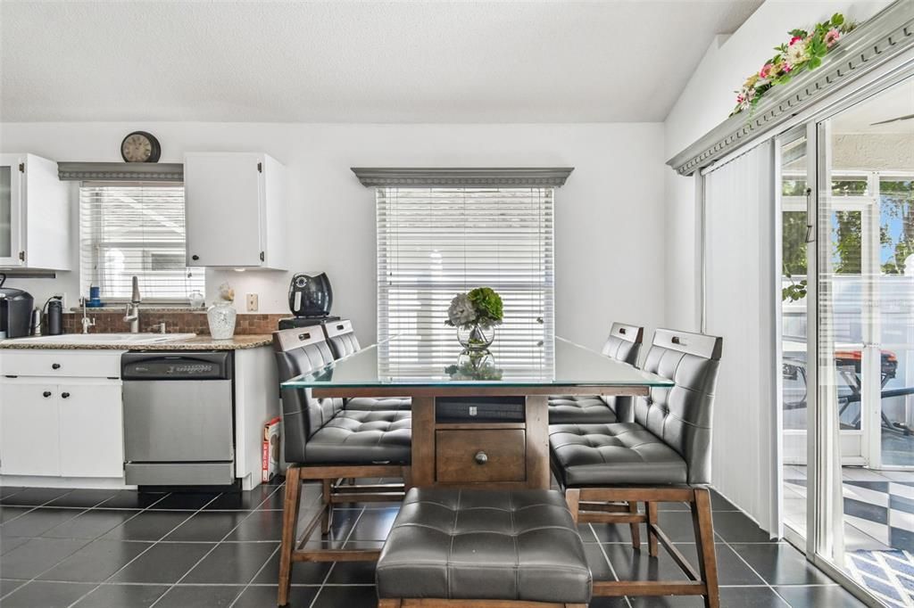 For Sale: $418,900 (3 beds, 2 baths, 1482 Square Feet)