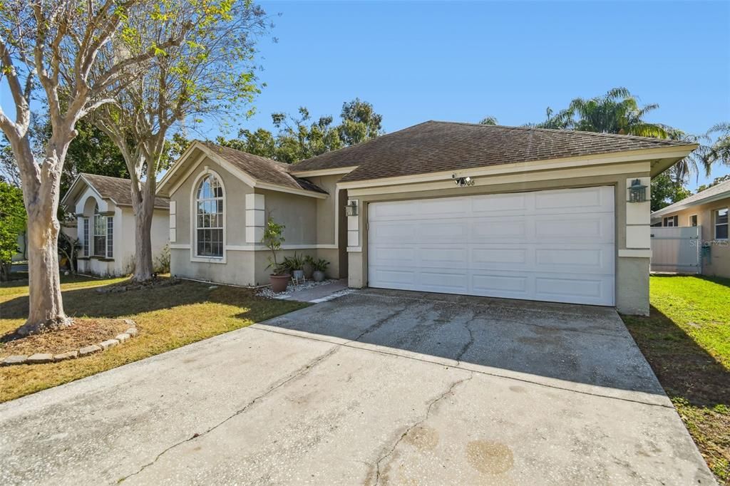 For Sale: $418,900 (3 beds, 2 baths, 1482 Square Feet)