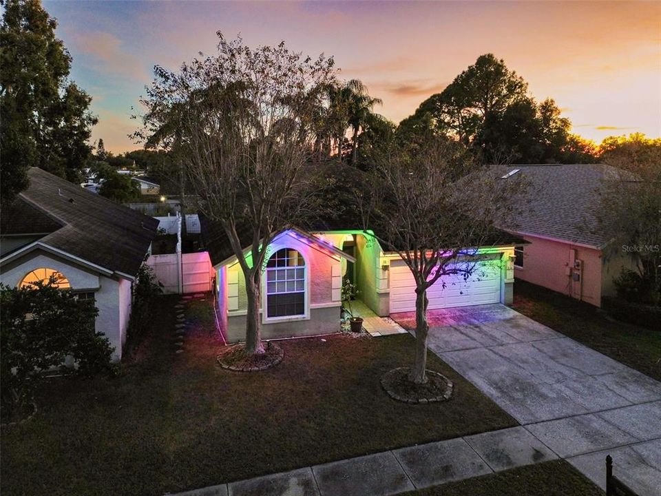 For Sale: $418,900 (3 beds, 2 baths, 1482 Square Feet)