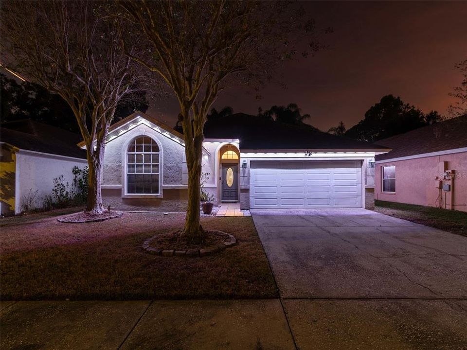 For Sale: $418,900 (3 beds, 2 baths, 1482 Square Feet)