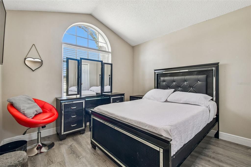 For Sale: $418,900 (3 beds, 2 baths, 1482 Square Feet)